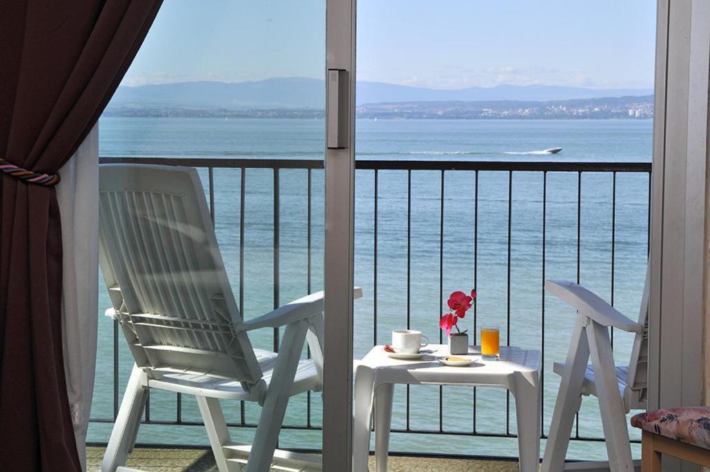 Hotel Restaurant Le Panorama Neuvecelle エクステリア 写真