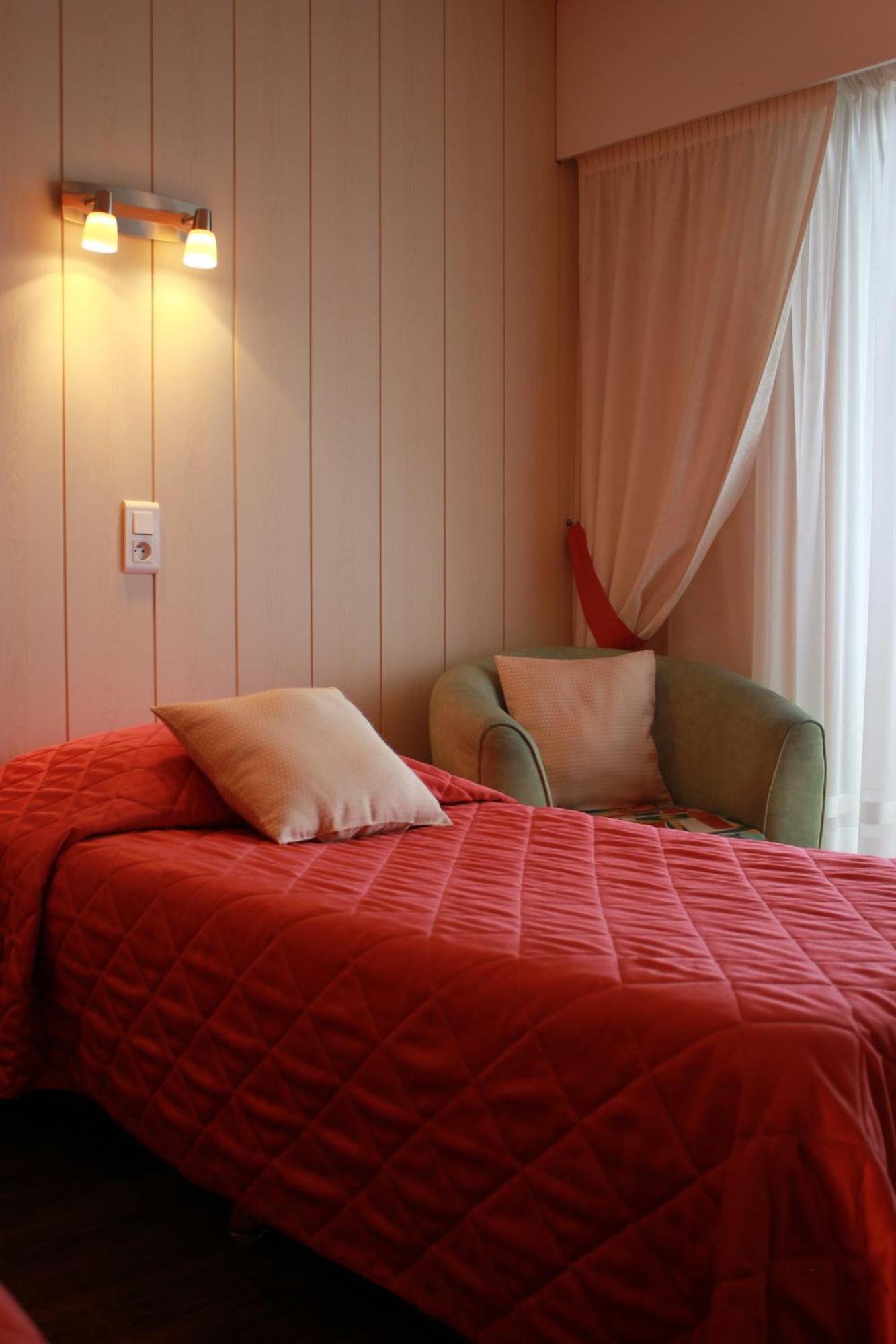 Hotel Restaurant Le Panorama Neuvecelle 部屋 写真