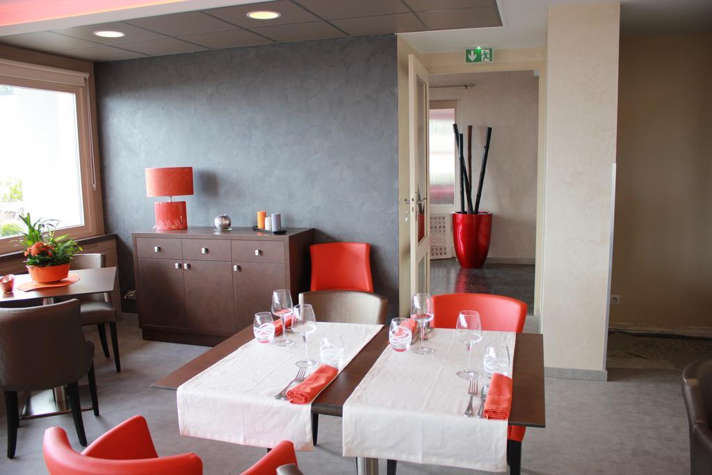 Hotel Restaurant Le Panorama Neuvecelle エクステリア 写真