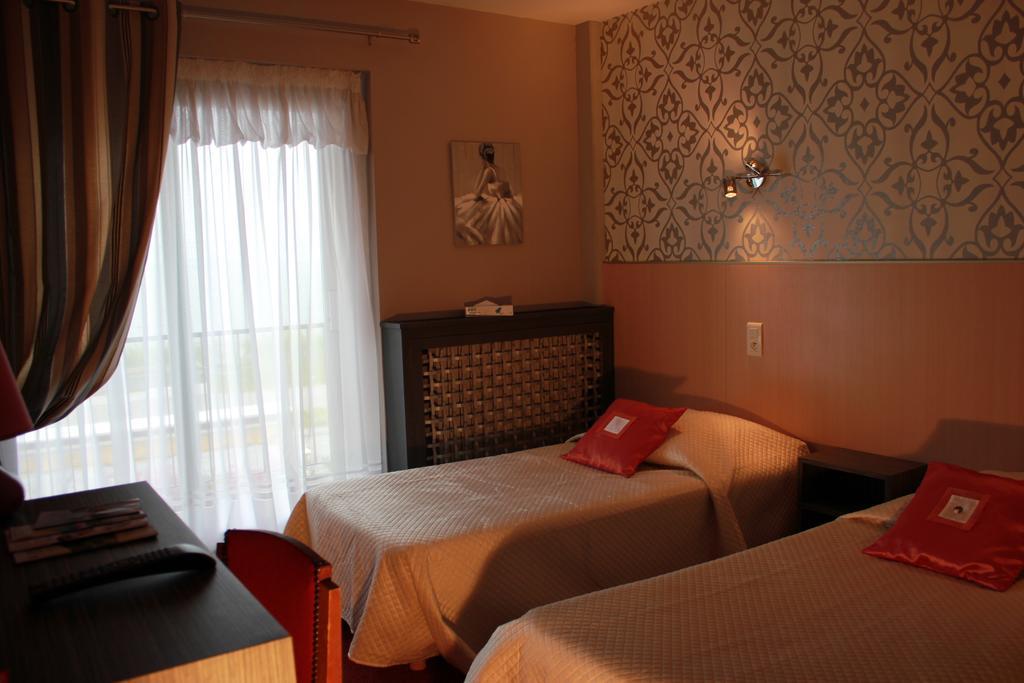 Hotel Restaurant Le Panorama Neuvecelle 部屋 写真
